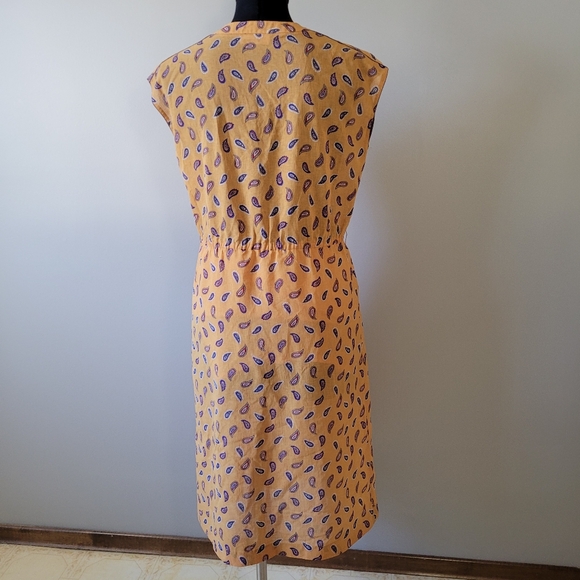 Vintage 70s mustard paisley button front dress with pintucks 1940s style - Picture 2 of 14